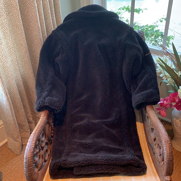 K. ZELL PARIS BLACK FAUX FUR OVERSIZED TEDDY COAT SIZE M - Picture 8 of 9